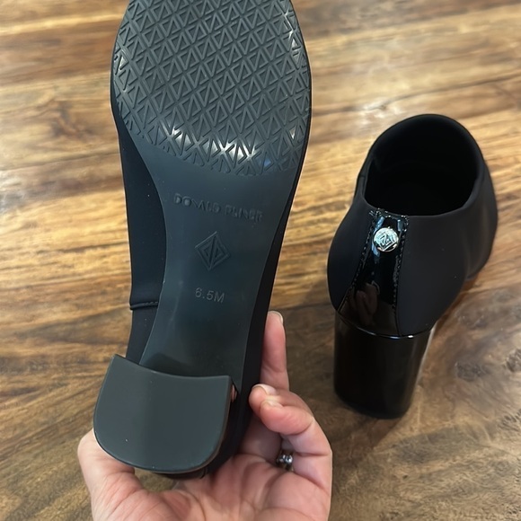 Donald J. Pliner Chelsie Black Square Toe Block Heels Bootie 6.5 - Picture 6 of 12